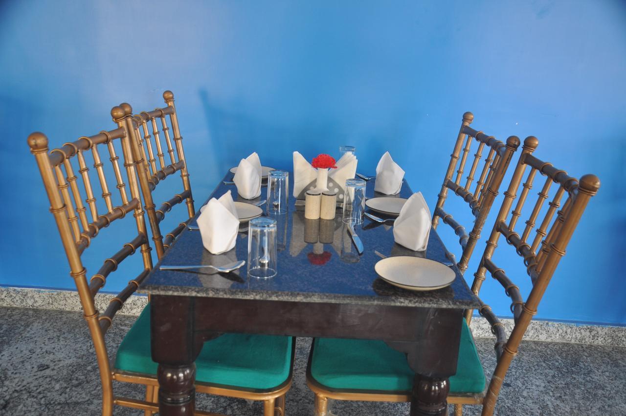 Hotel Eagle Nest Bharatpur Exterior photo